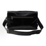 PRADA enamel metal triangular logo magnetic clasp opening and closing crossbody single-shoulder bag, regular men\'s black style